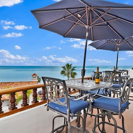 Gorgeous Oceanfront Villa With Panoramic Views Авалон Екстериор снимка